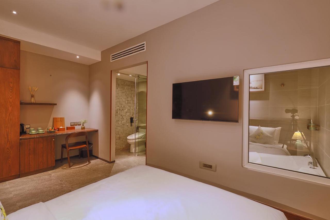 Cherry Boutique Hotel Ho Chi Minh City Bagian luar foto