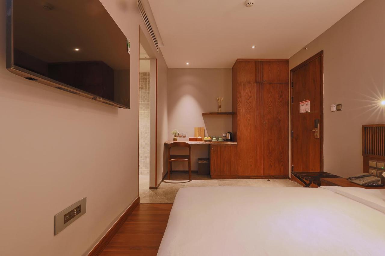 Cherry Boutique Hotel Ho Chi Minh City Bagian luar foto